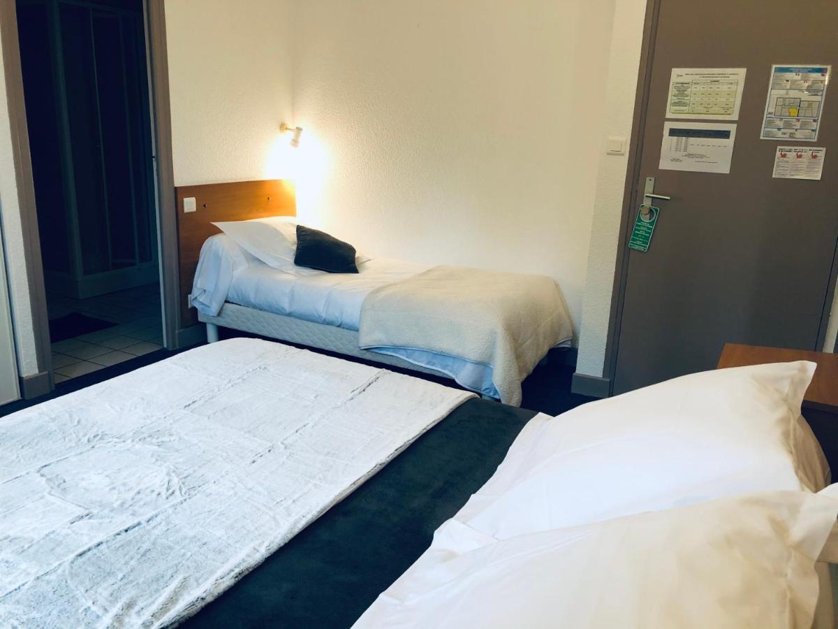 L'Escoundillou Hotel Saint-Jacques-des-Blats ภายนอก รูปภาพ