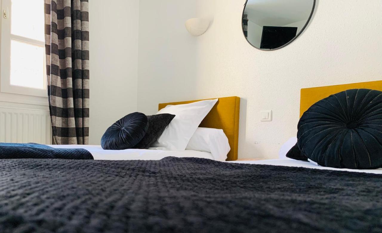 L'Escoundillou Hotel Saint-Jacques-des-Blats ภายนอก รูปภาพ