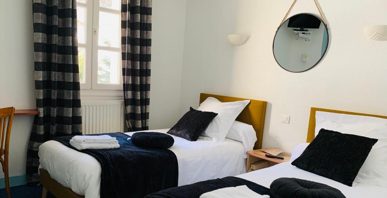 L'Escoundillou Hotel Saint-Jacques-des-Blats ภายนอก รูปภาพ