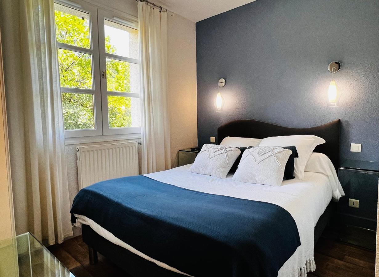 L'Escoundillou Hotel Saint-Jacques-des-Blats ภายนอก รูปภาพ