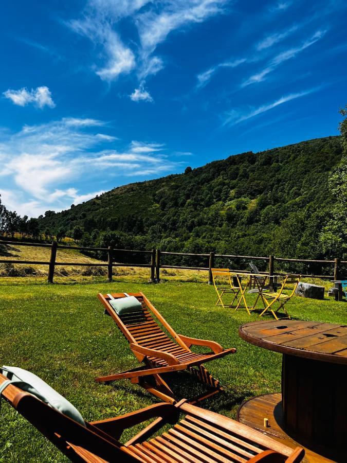 L'Escoundillou Hotel Saint-Jacques-des-Blats ภายนอก รูปภาพ