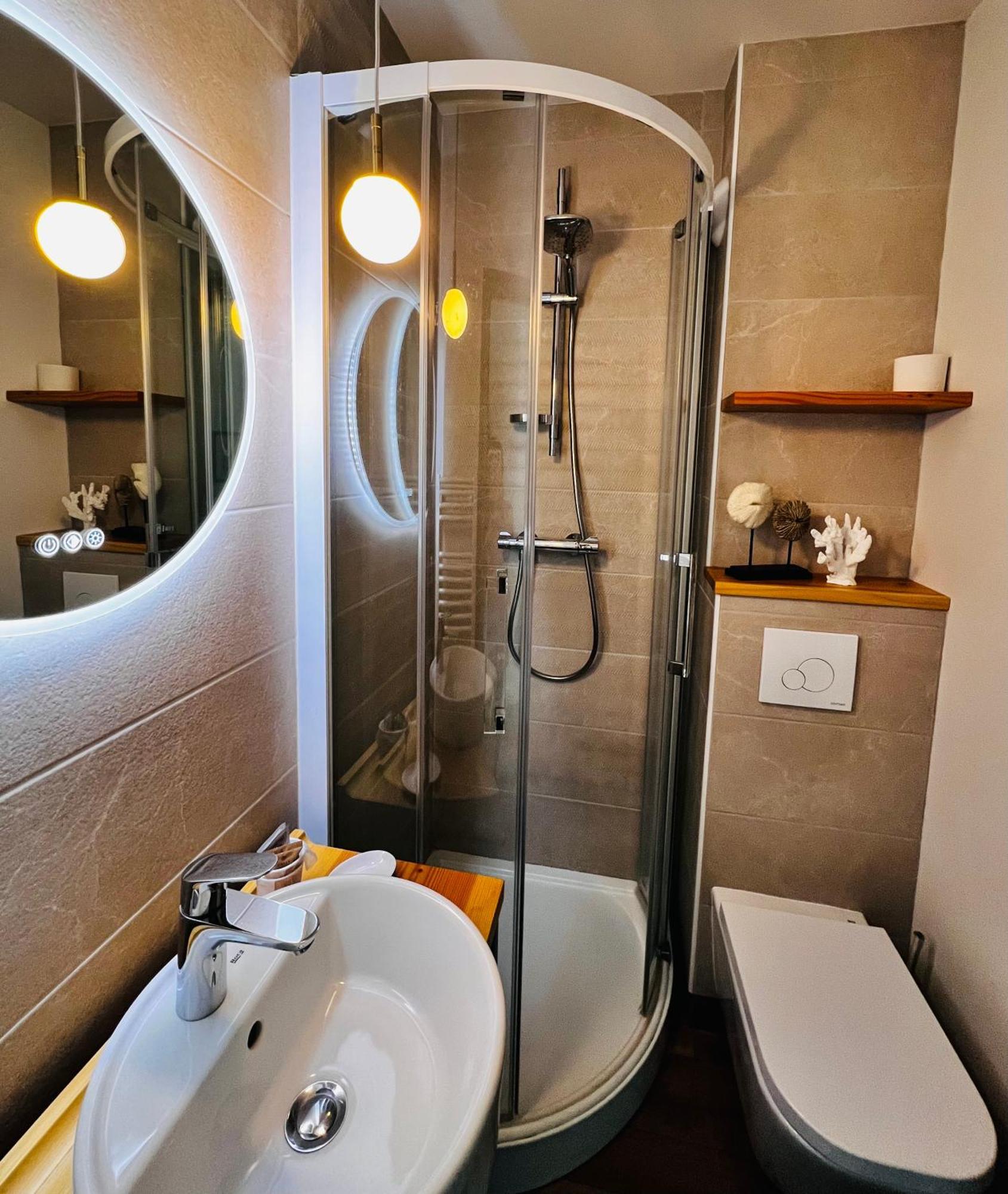 L'Escoundillou Hotel Saint-Jacques-des-Blats ภายนอก รูปภาพ