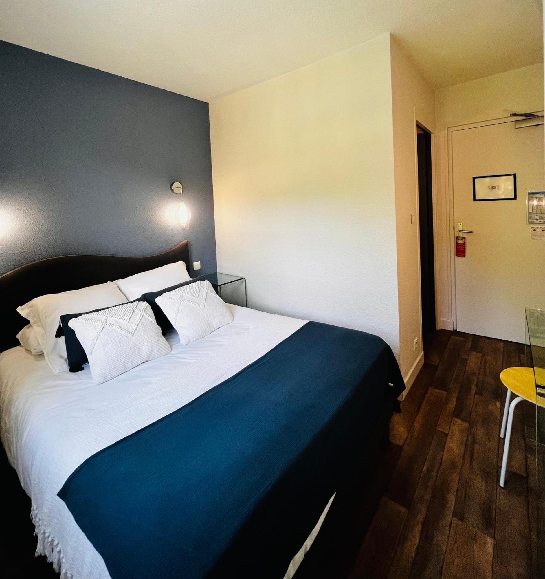 L'Escoundillou Hotel Saint-Jacques-des-Blats ภายนอก รูปภาพ